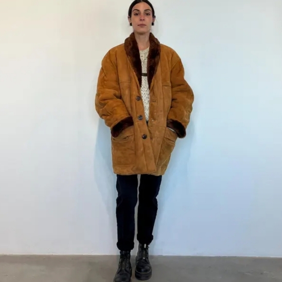 Vintage 70s Women's Tan Leather Shearling Coat - Picture 2 of 12